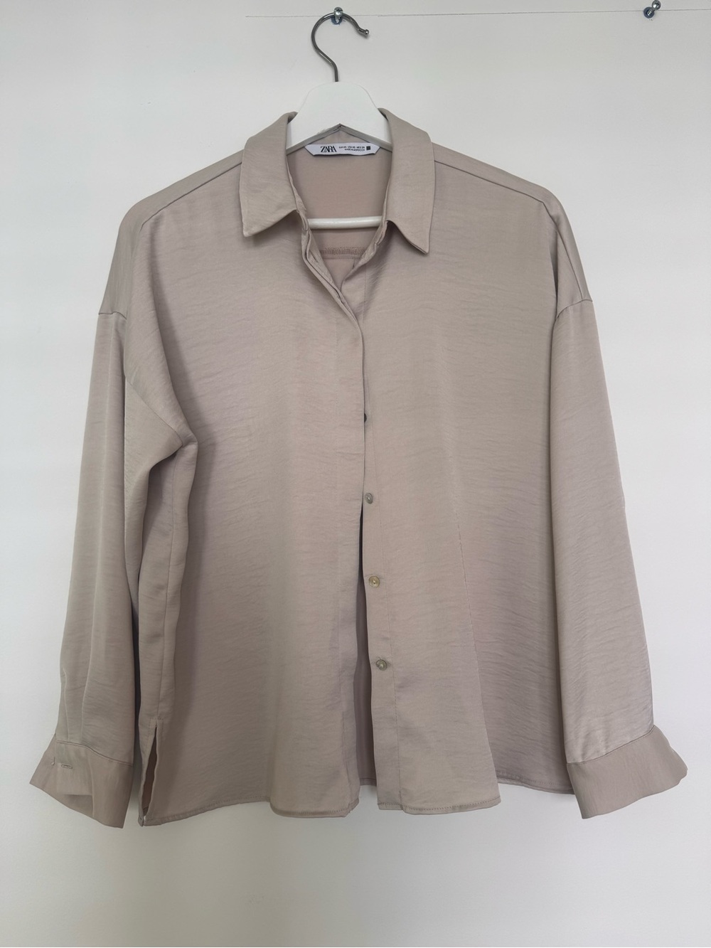 Zara Satin Feel Beige Oversized Button Down Blouse XS Neutral Minimalis